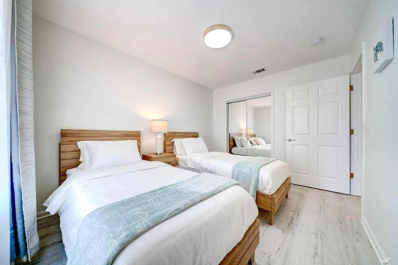 Lagoon 2623 By Nautical Properties Panama City Beach