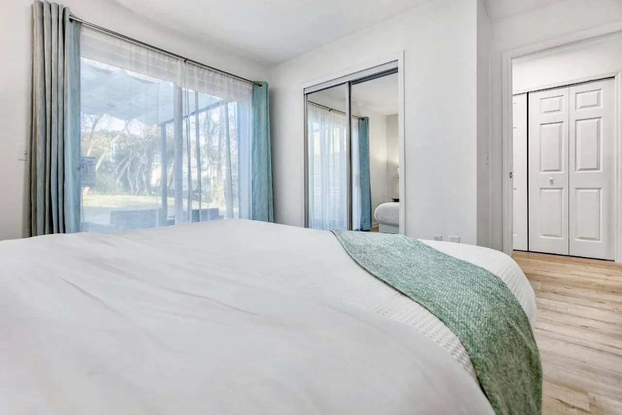 Lagoon 2623 By Nautical Properties Panama City Beach