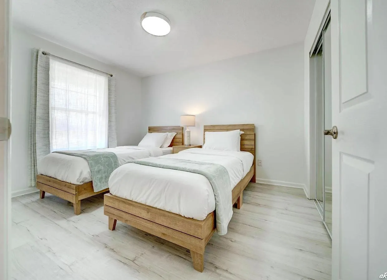 Lagoon 2623 By Nautical Properties Panama City Beach